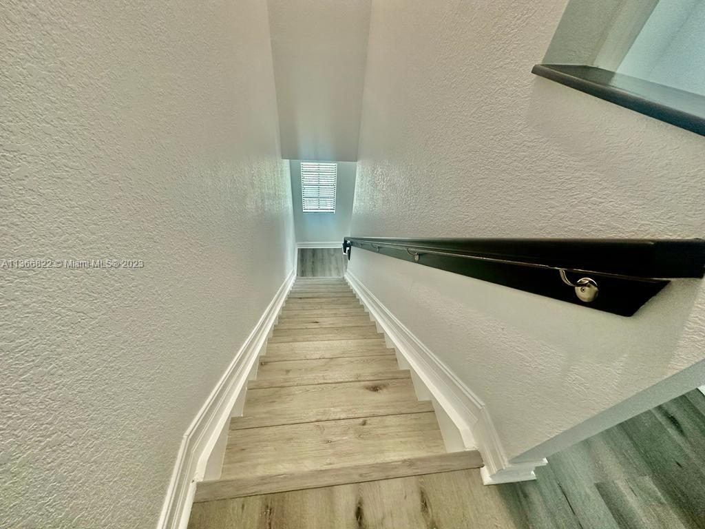 PEMBROKE LAKES SOUTH - Residential Lease