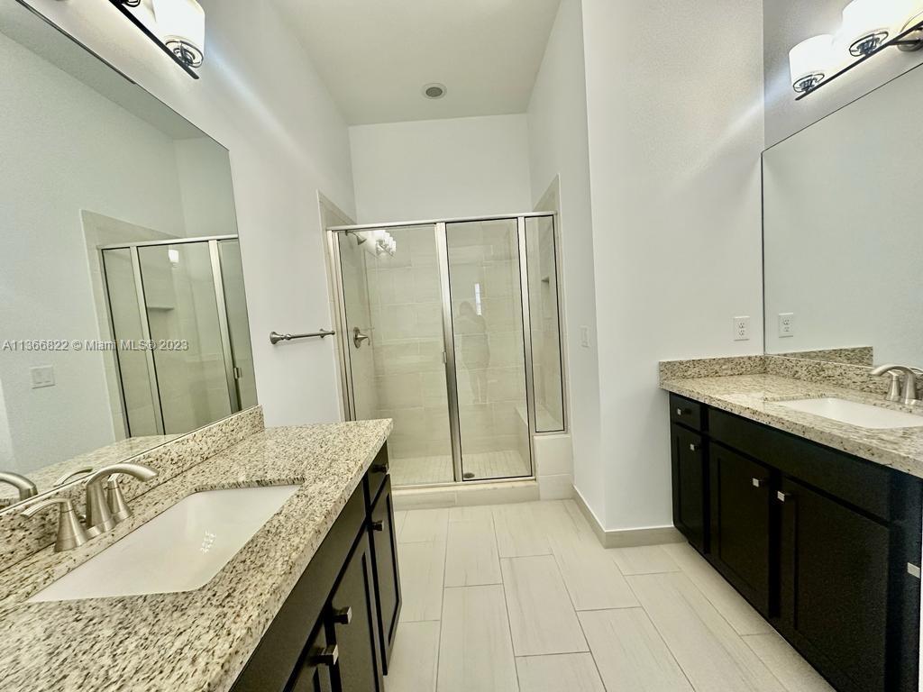 PEMBROKE LAKES SOUTH - Residential Lease