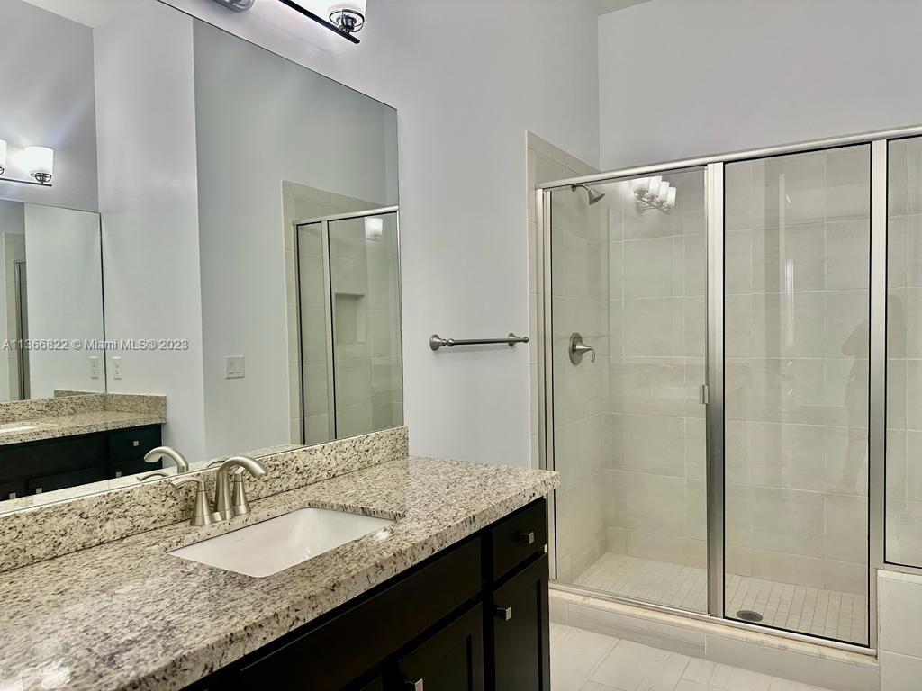 PEMBROKE LAKES SOUTH - Residential Lease