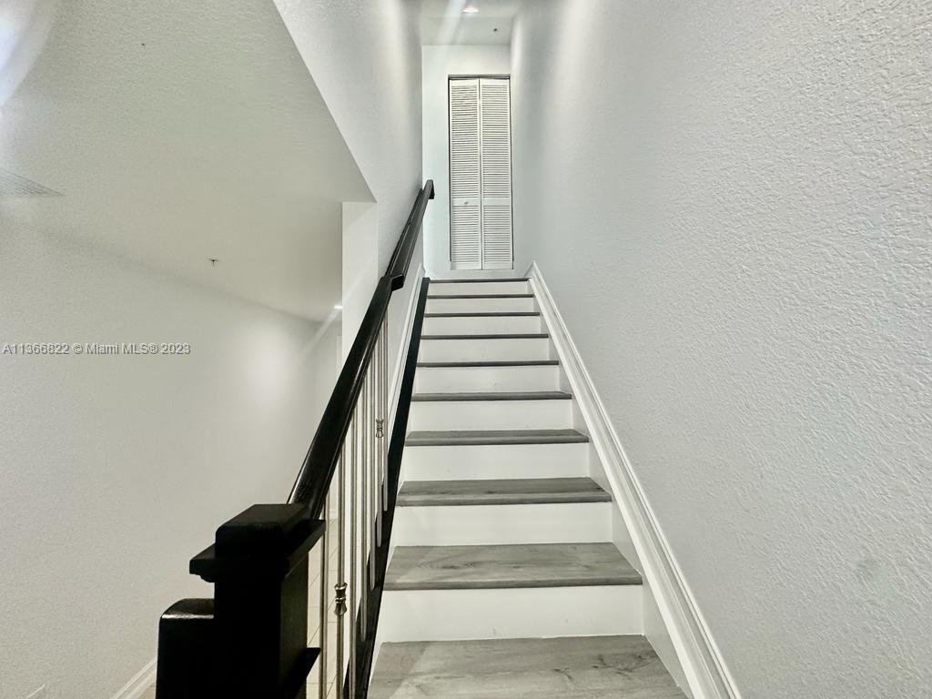 PEMBROKE LAKES SOUTH - Residential Lease
