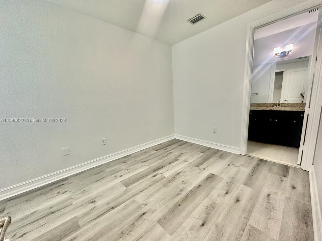 PEMBROKE LAKES SOUTH - Residential Lease