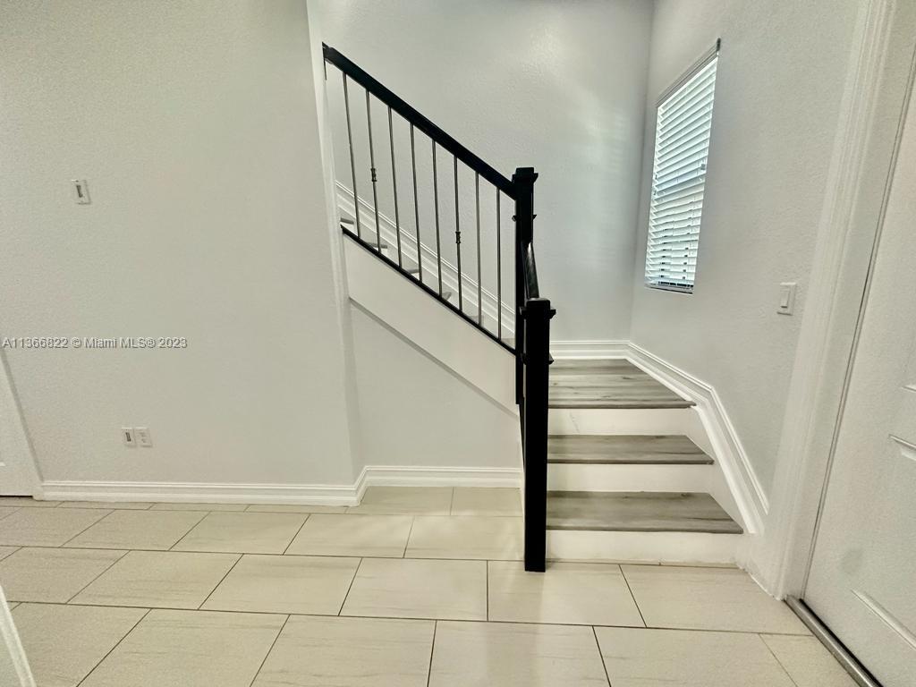 PEMBROKE LAKES SOUTH - Residential Lease