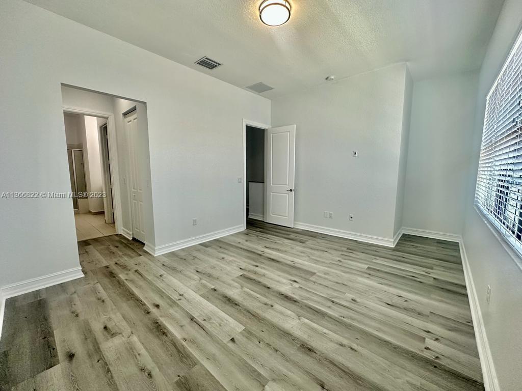 PEMBROKE LAKES SOUTH - Residential Lease