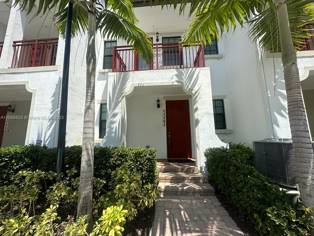 PEMBROKE LAKES SOUTH - Residential Lease