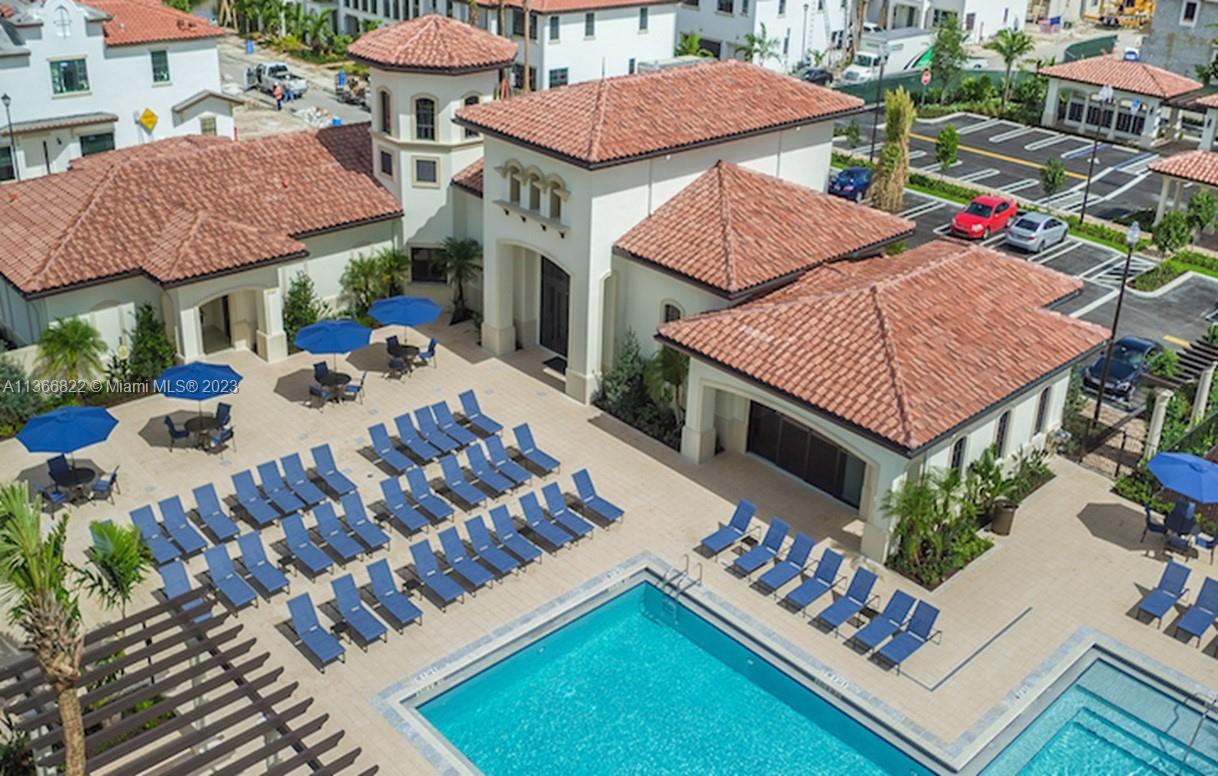PEMBROKE LAKES SOUTH - Residential Lease