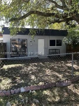 VISTA TOWNHOUSE SEC C - Residential