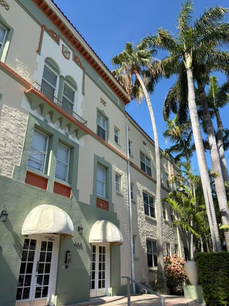 THE ESPLANADE BEACH CONDO - Residential Lease