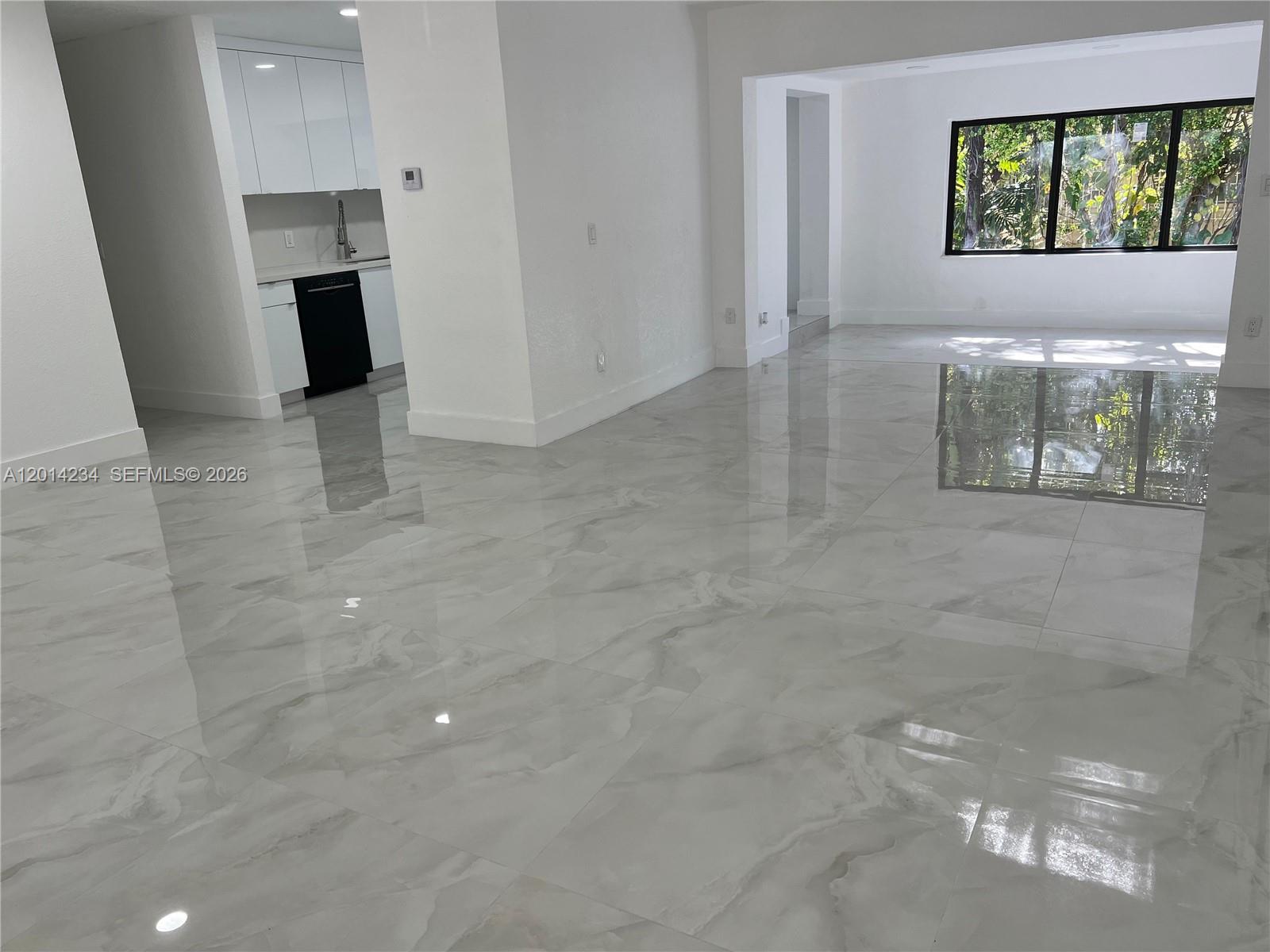 CALVERT MANORS - Residential