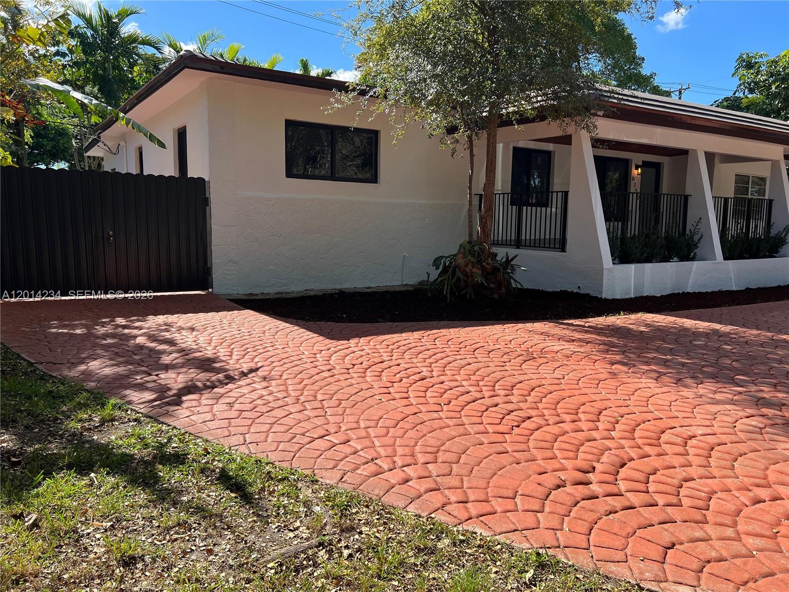 CALVERT MANORS - Residential