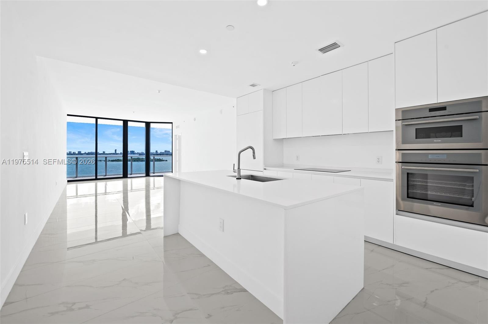 ARIA RESERVE SOUTH - Residential