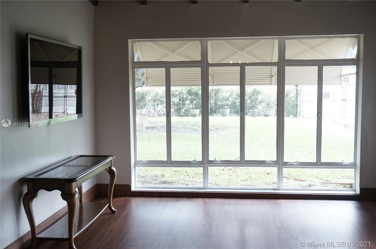ESSEX VILLAGE-THIRD ADDIT - Residential