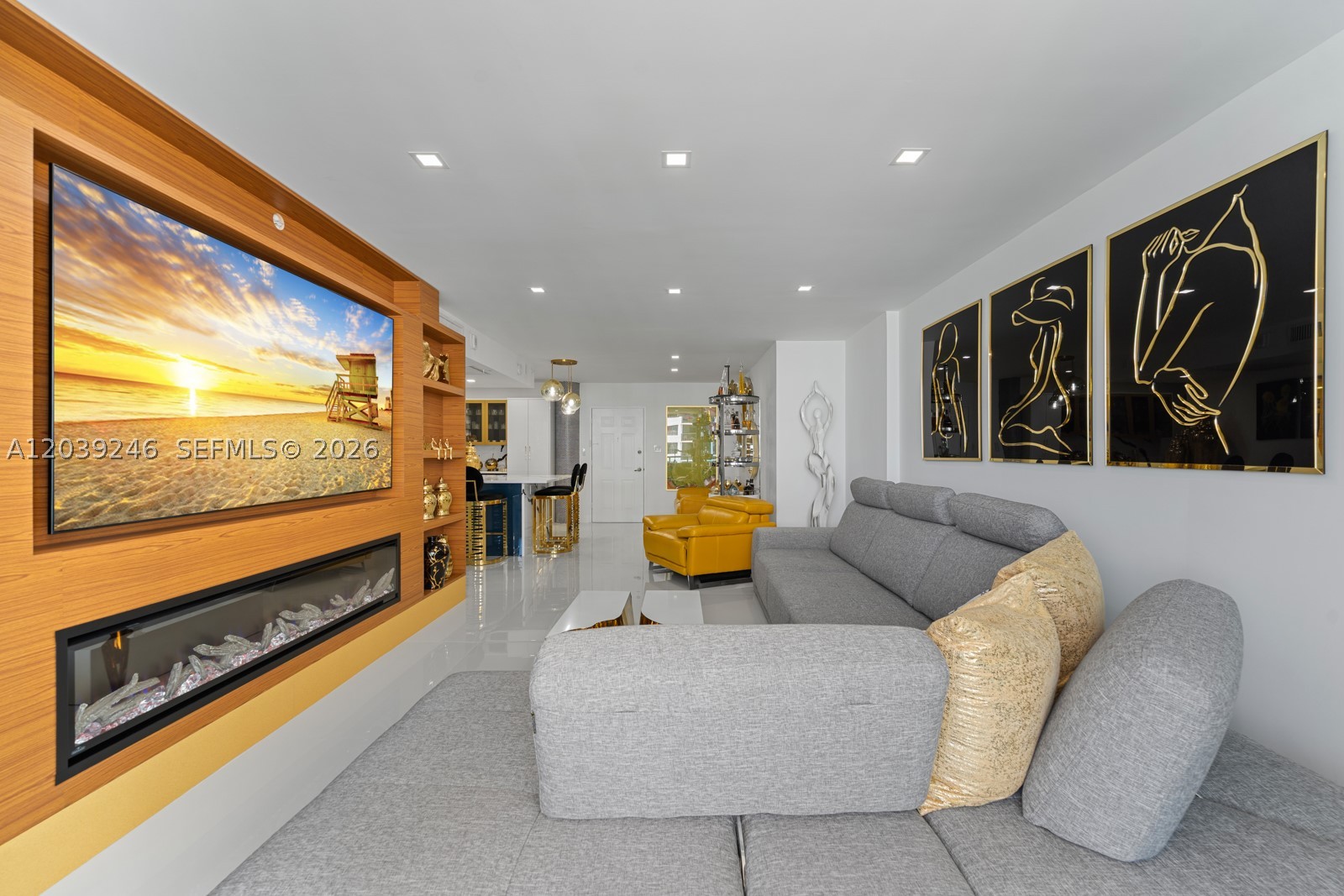 WAVE CONDO - Residential