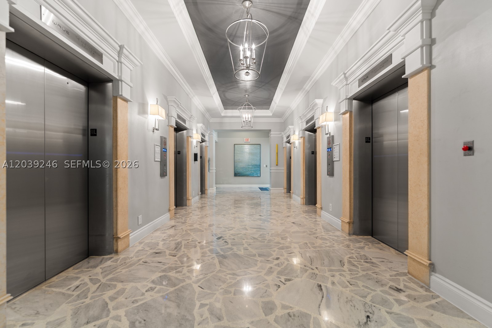 WAVE CONDO - Residential