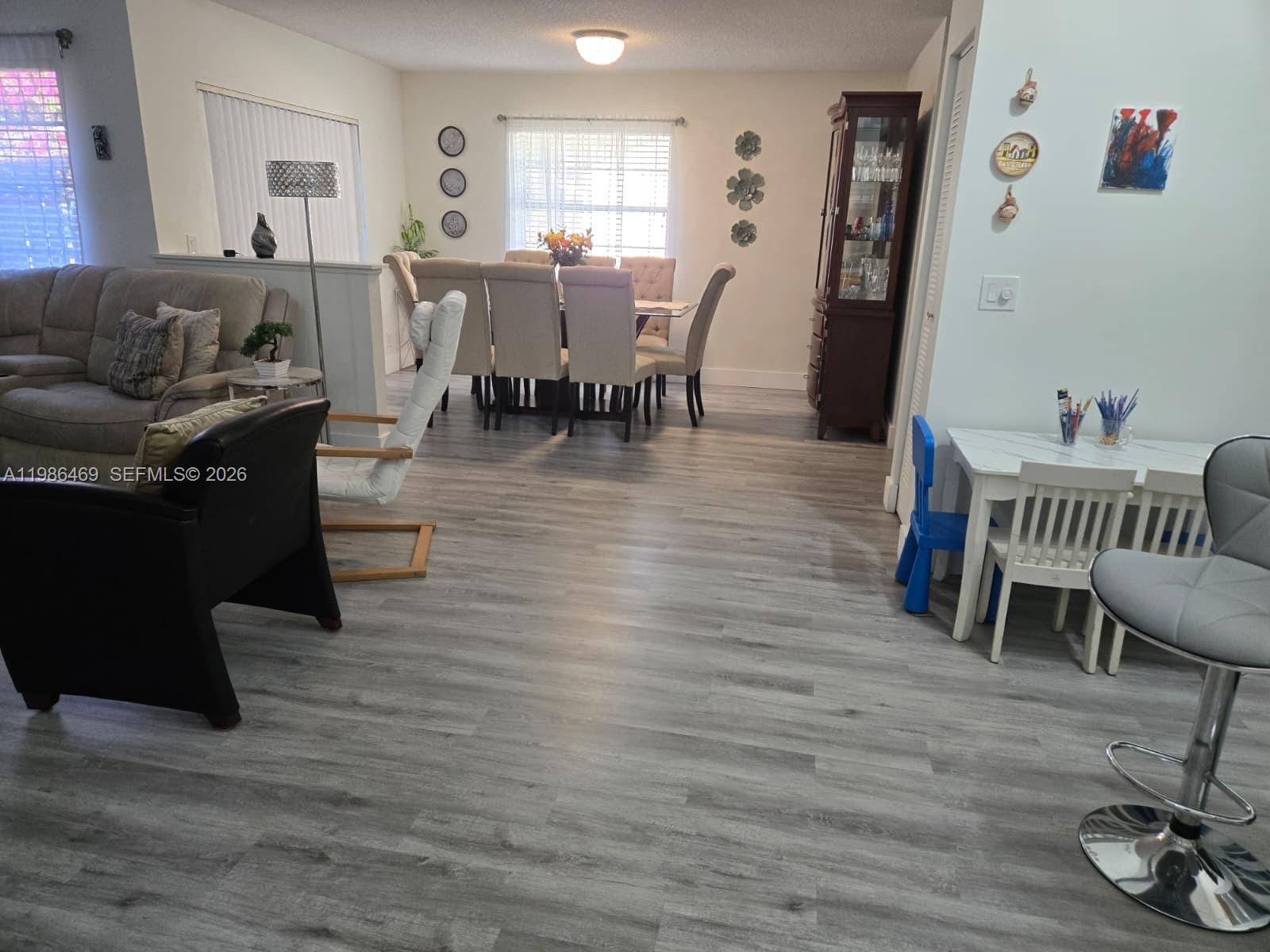 OAKWOOD II - Residential