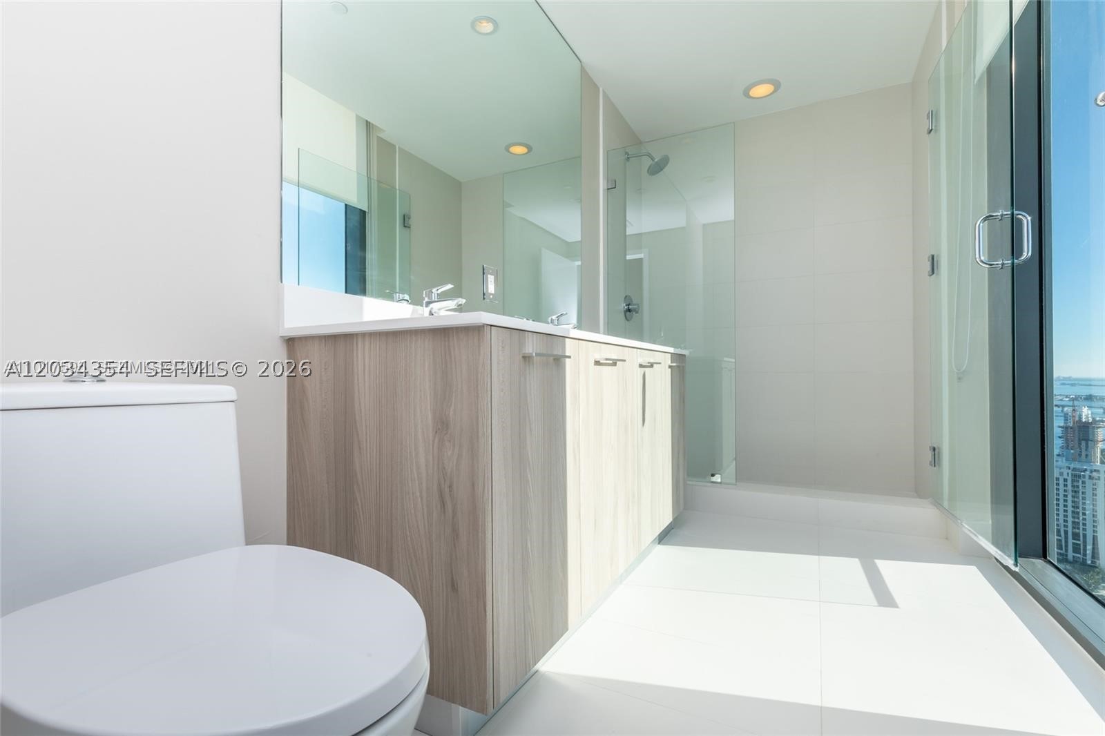 PARAISO BAYVIEWS CONDO - Residential Lease