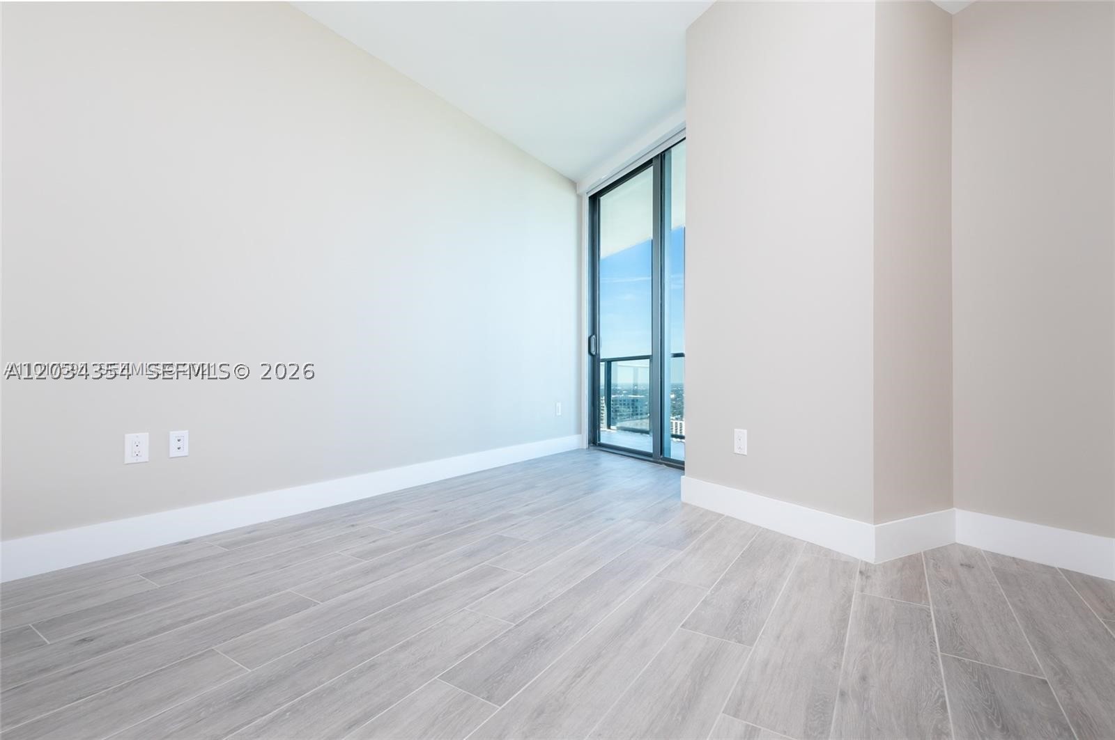 PARAISO BAYVIEWS CONDO - Residential Lease