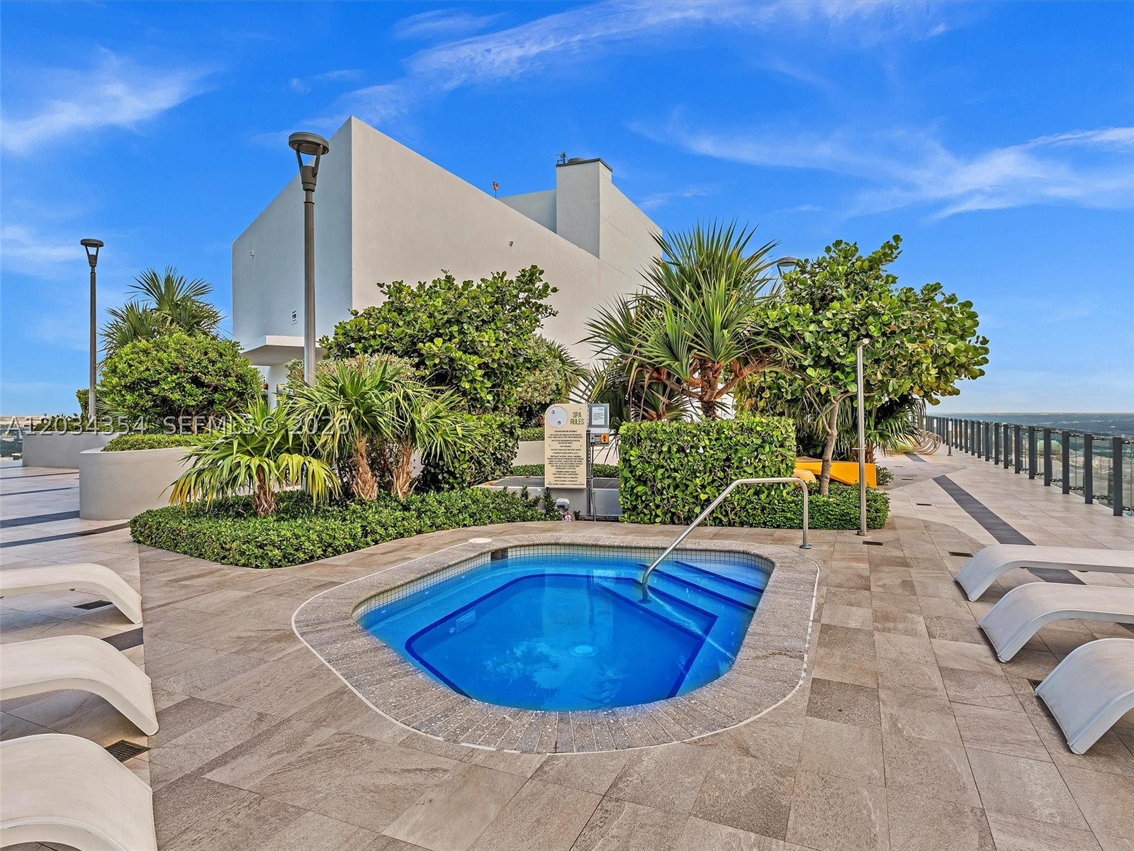 PARAISO BAYVIEWS CONDO - Residential Lease