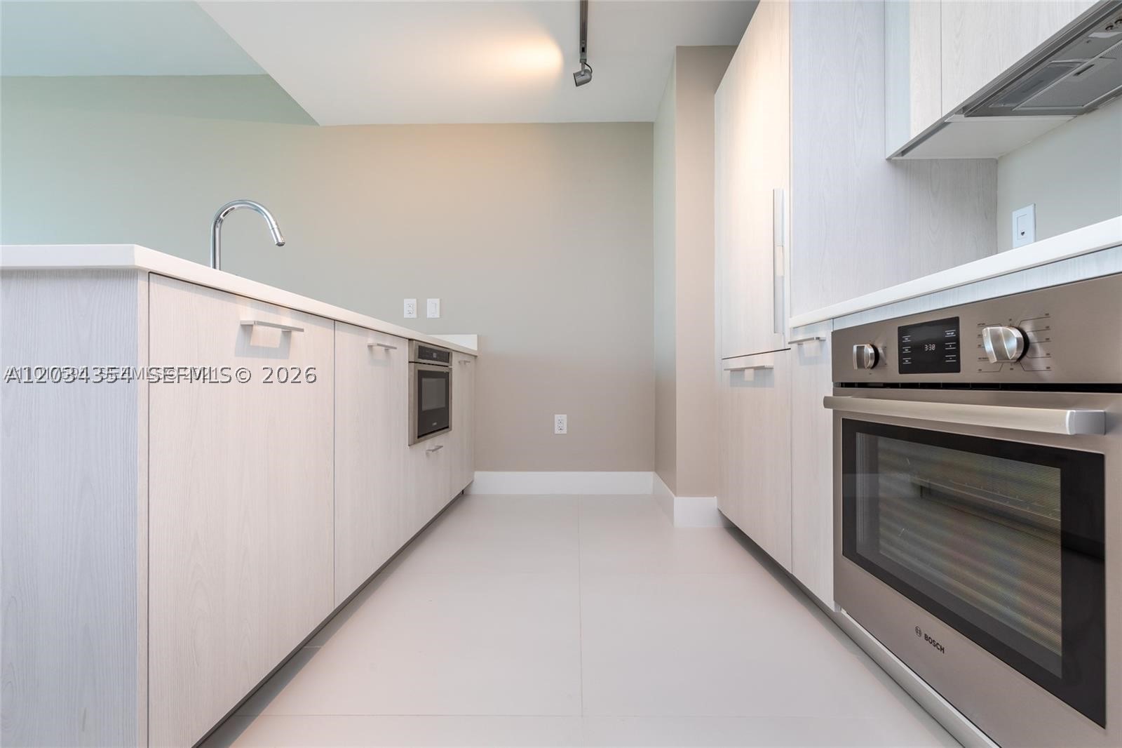 PARAISO BAYVIEWS CONDO - Residential Lease