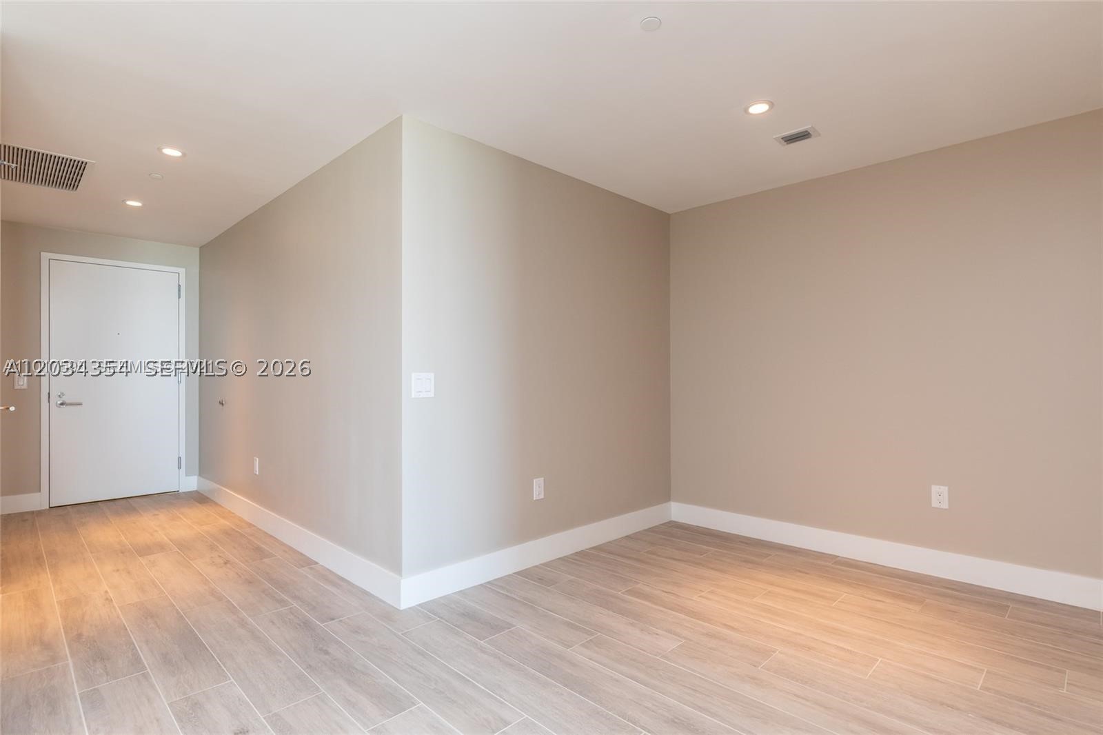 PARAISO BAYVIEWS CONDO - Residential Lease
