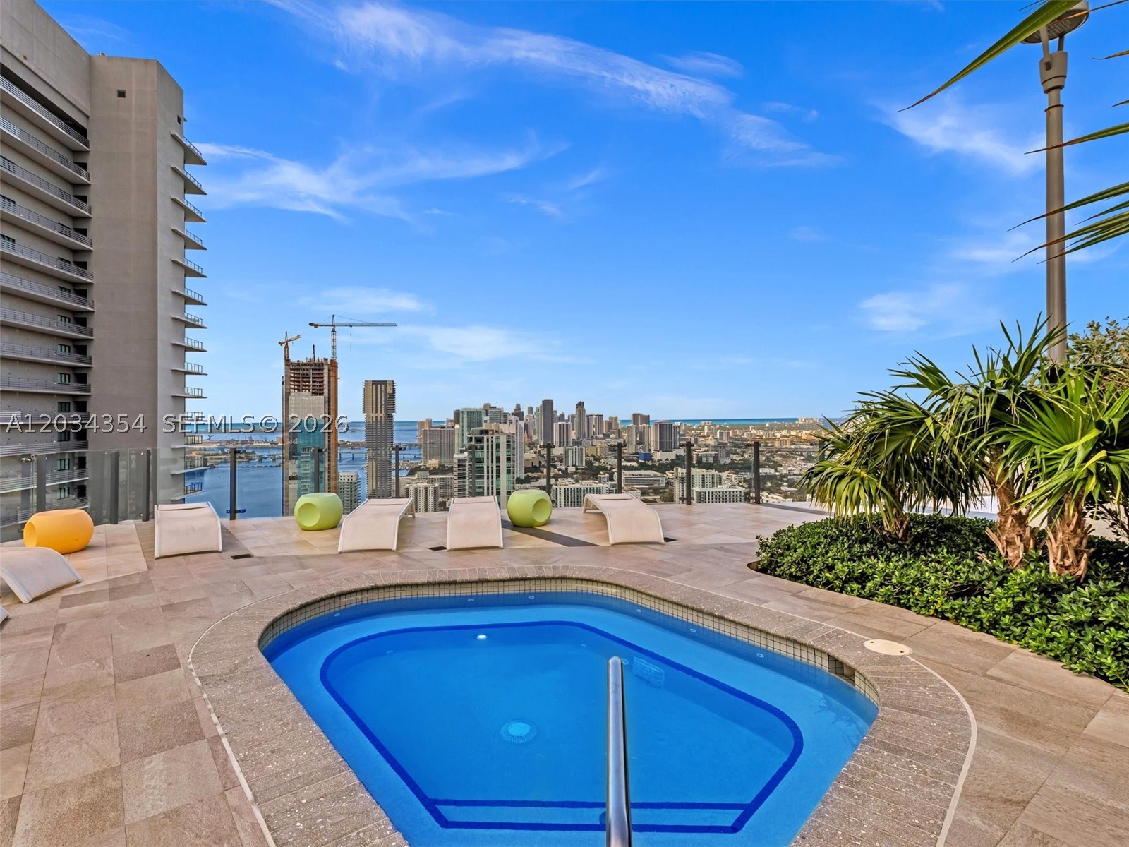 PARAISO BAYVIEWS CONDO - Residential Lease