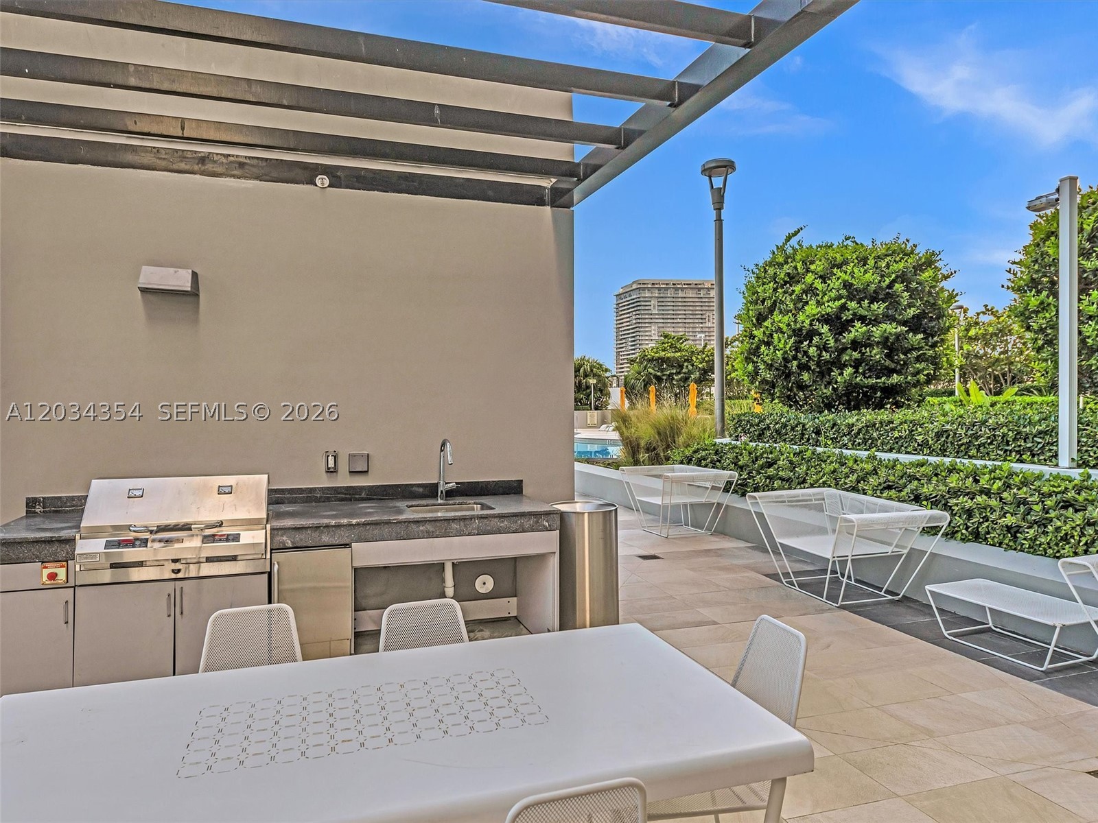 PARAISO BAYVIEWS CONDO - Residential Lease