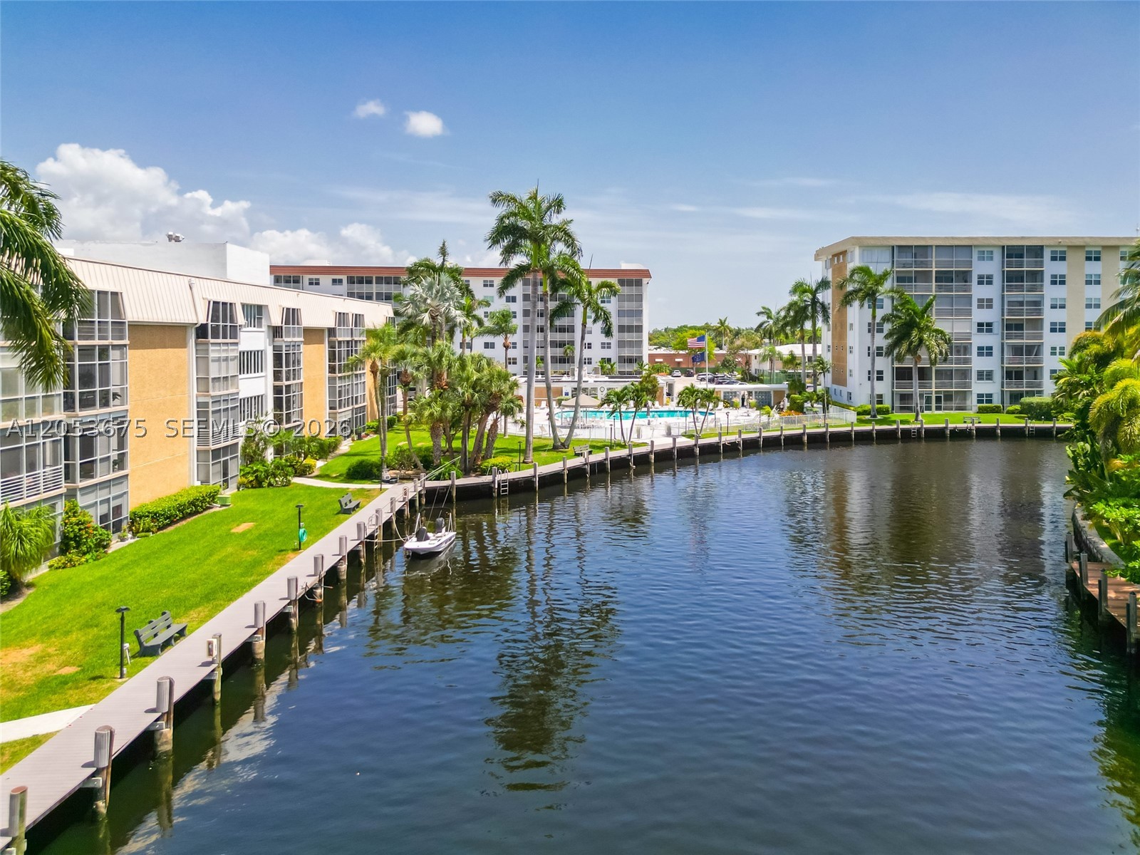 RIVER SHORES CONDO - Residential