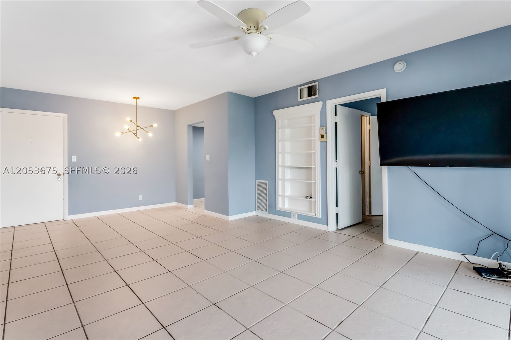 RIVER SHORES CONDO - Residential