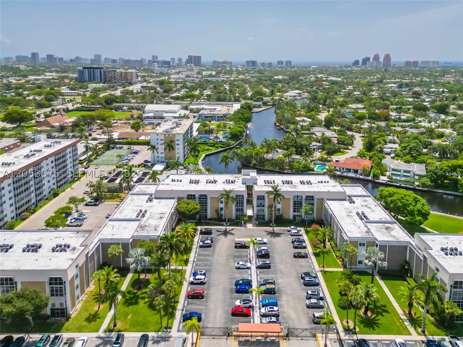 RIVER SHORES CONDO - Residential