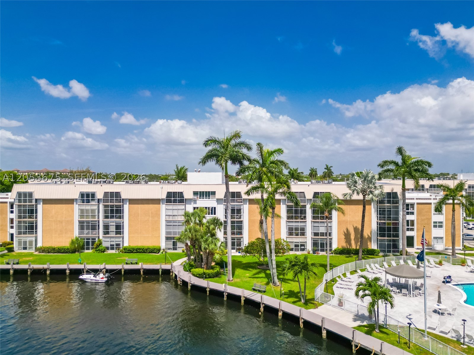 RIVER SHORES CONDO - Residential