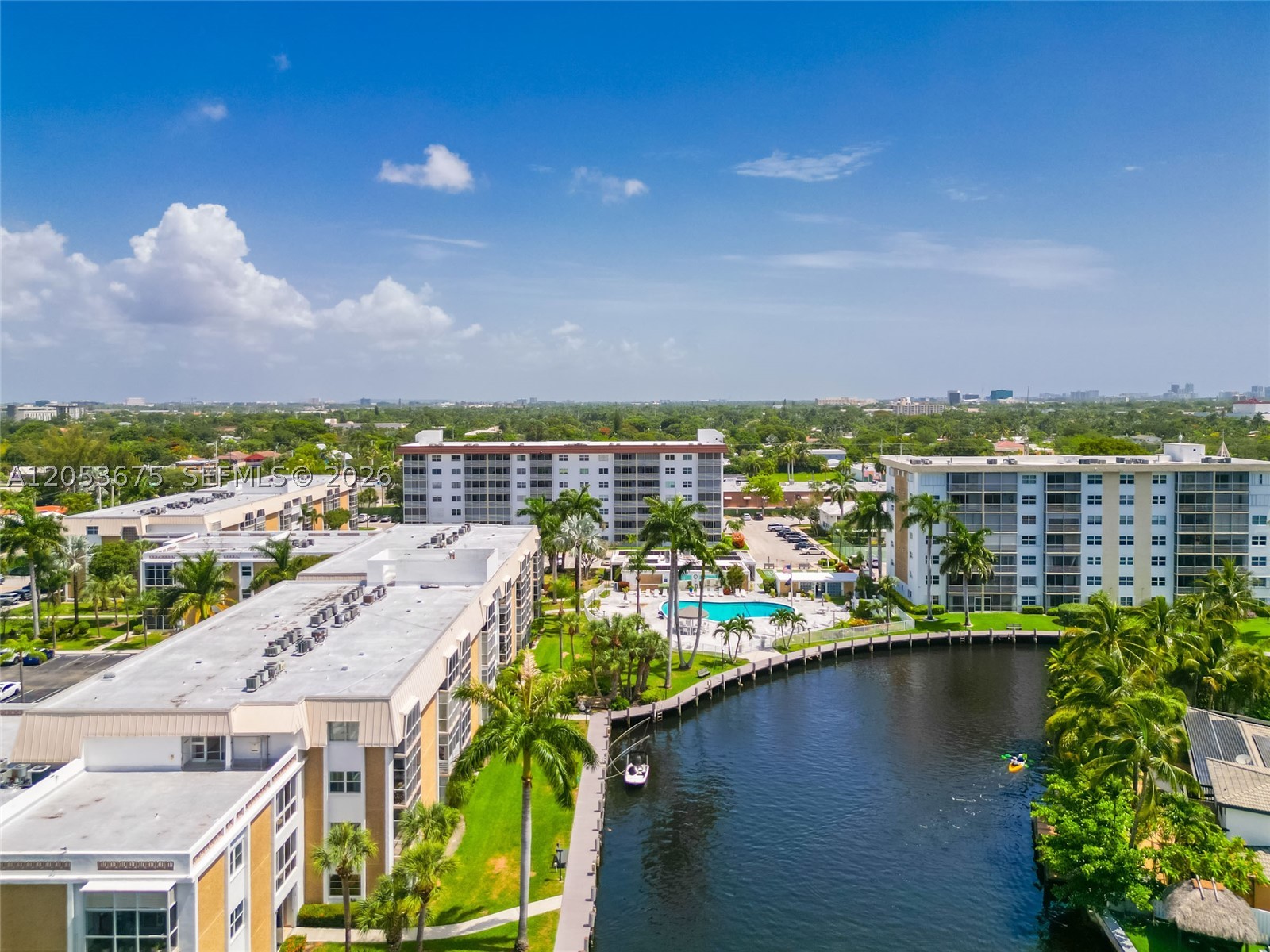 RIVER SHORES CONDO - Residential