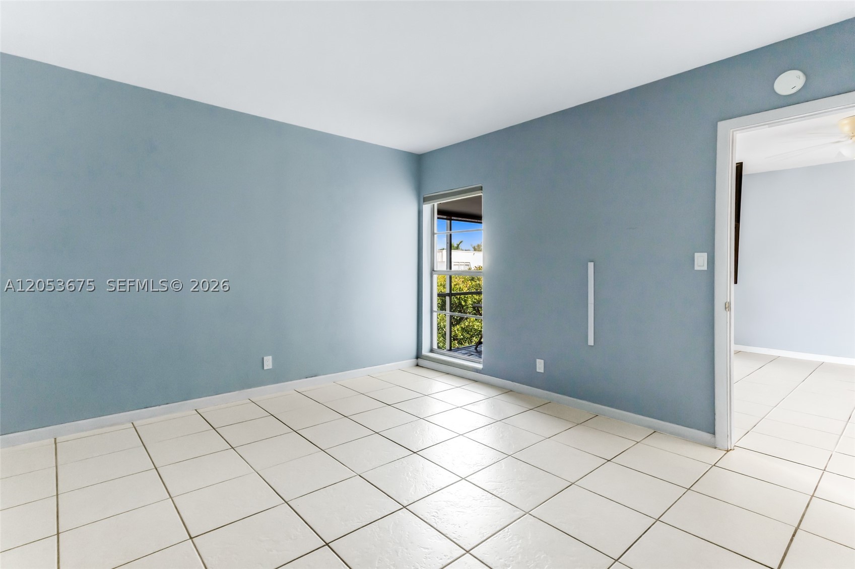 RIVER SHORES CONDO - Residential