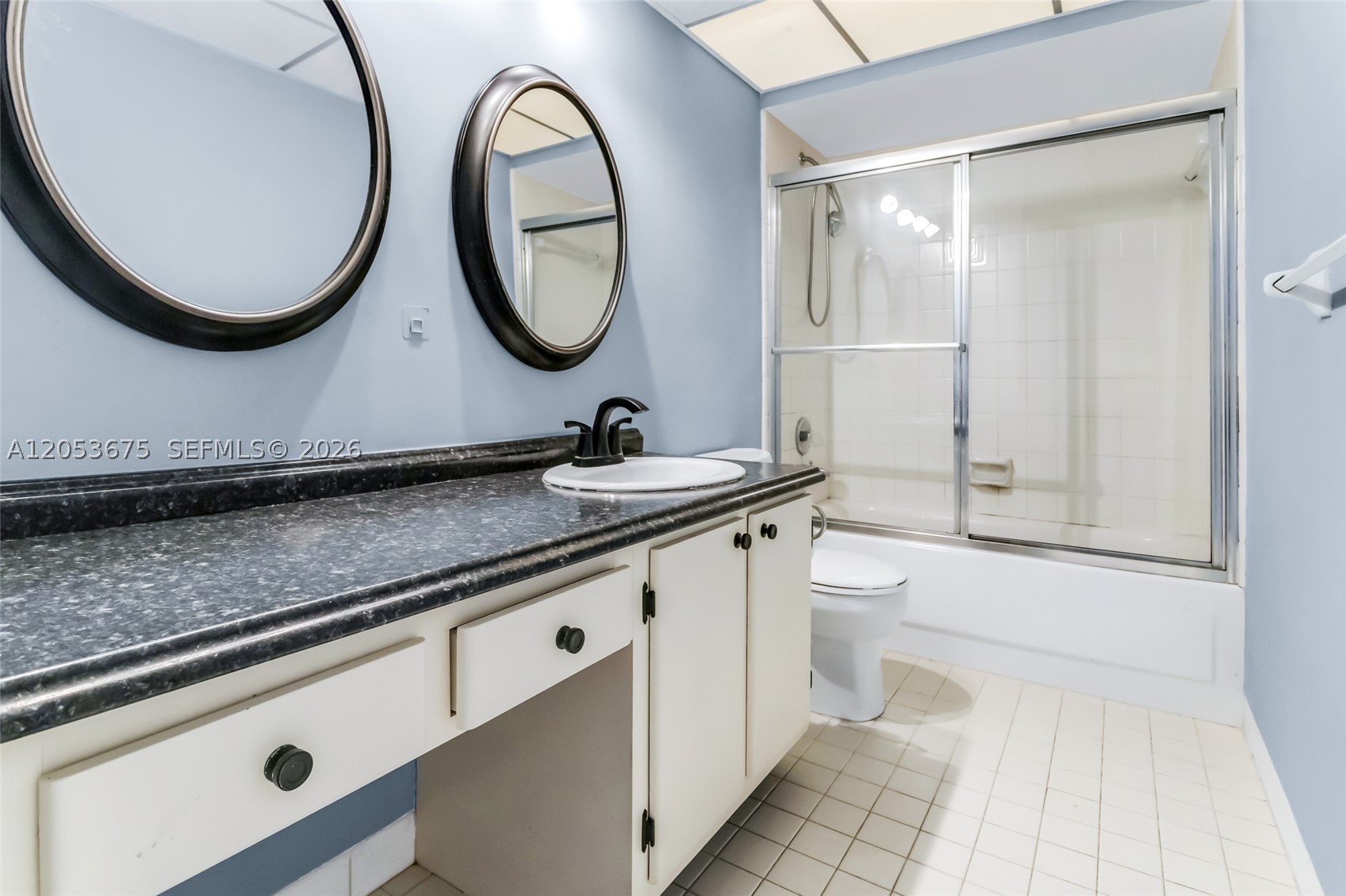 RIVER SHORES CONDO - Residential