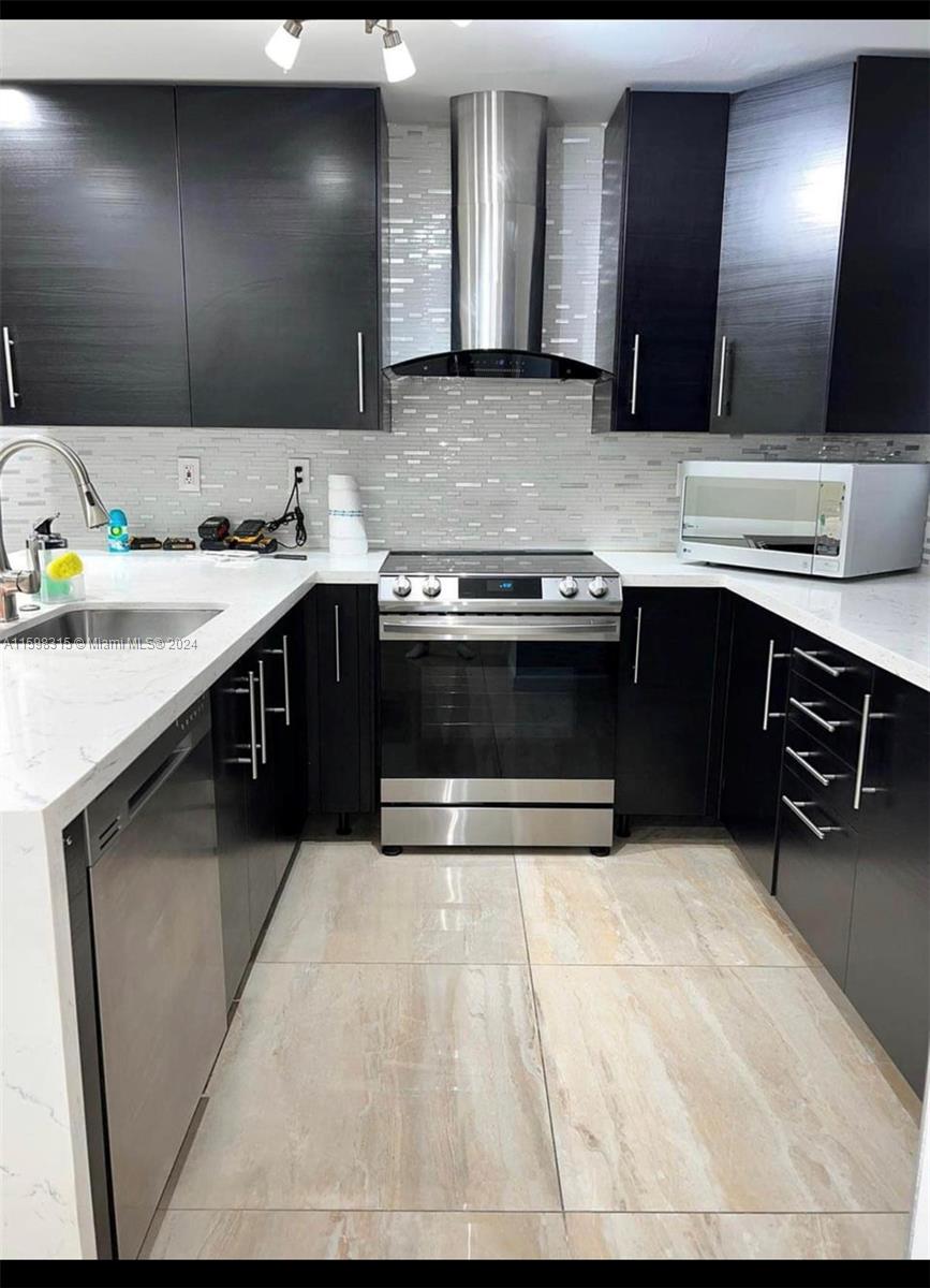 LAKE POINTE SEC 4 - Residential Lease