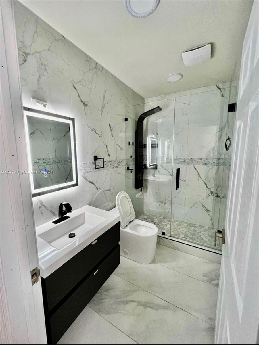 LAKE POINTE SEC 4 - Residential Lease