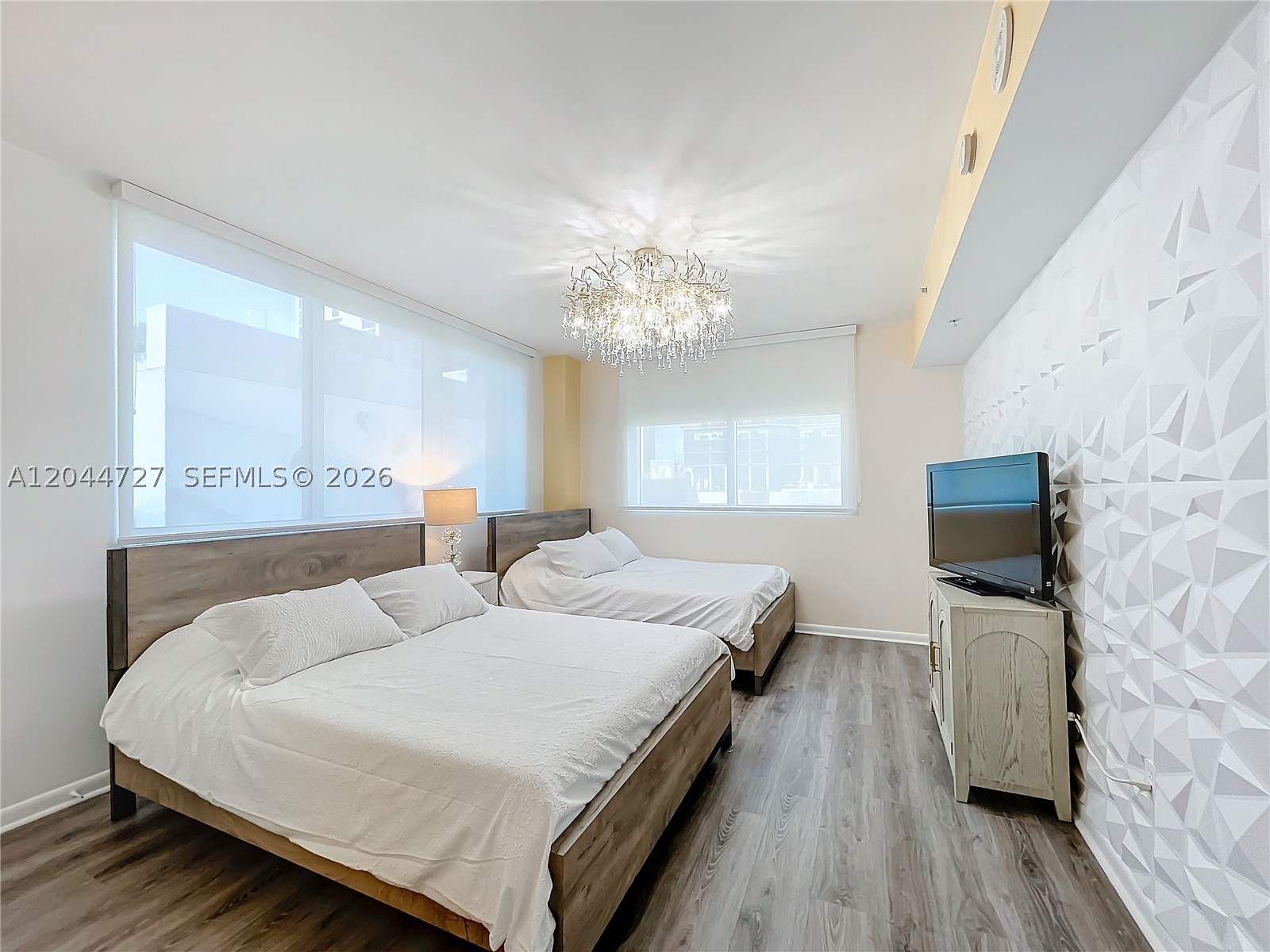 VIZCAYNE NORTH CONDO - Residential Lease