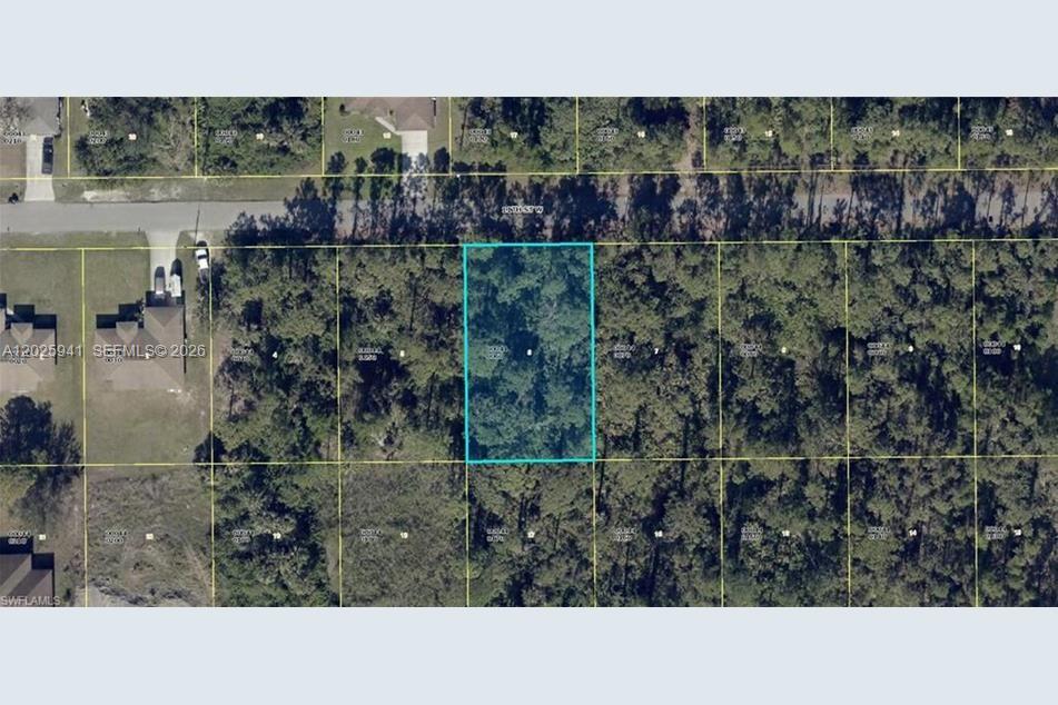 Excellent investment opportunity! This spacious vacant lot in the growing community of Lehigh Acres is the perfect canvas to build your dream home or next investment project. Conveniently located with easy access to local amenities. Don't miss out!