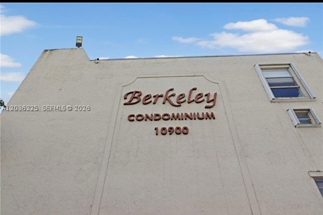 THE BERKELEY CONDO - Residential Lease
