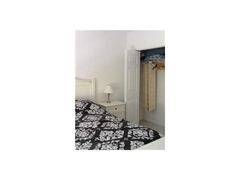 KEY ISLANDER CONDO - Residential Lease