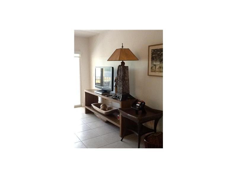 KEY ISLANDER CONDO - Residential Lease