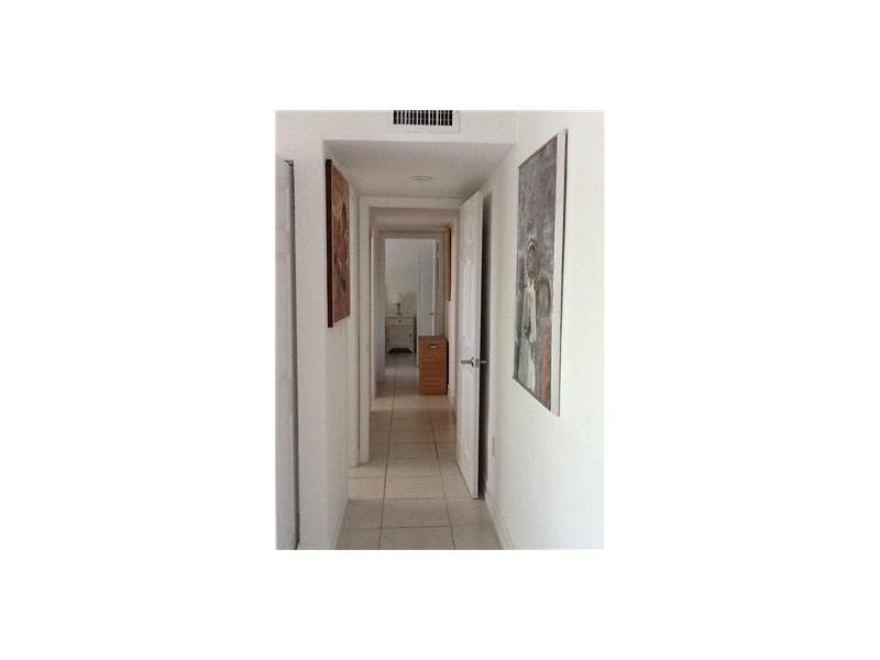 KEY ISLANDER CONDO - Residential Lease