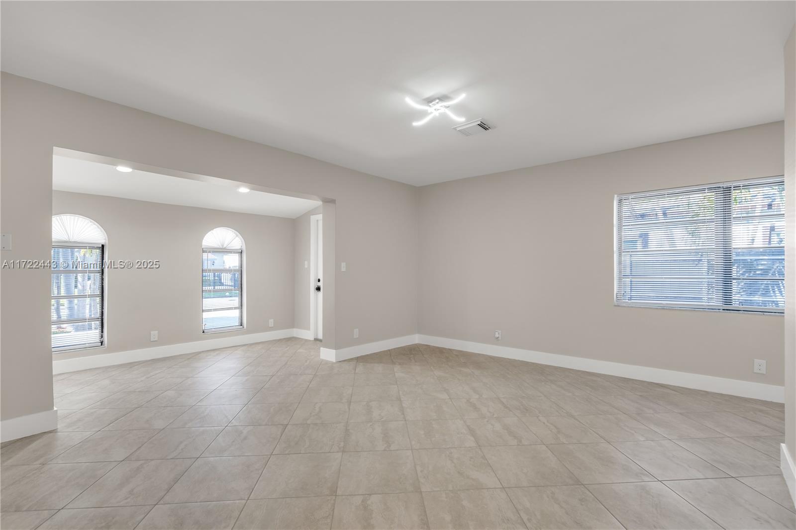 LINCOLN PARK SIXTH ADD - Residential