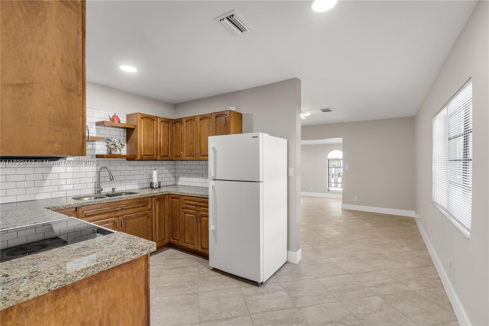 LINCOLN PARK SIXTH ADD - Residential