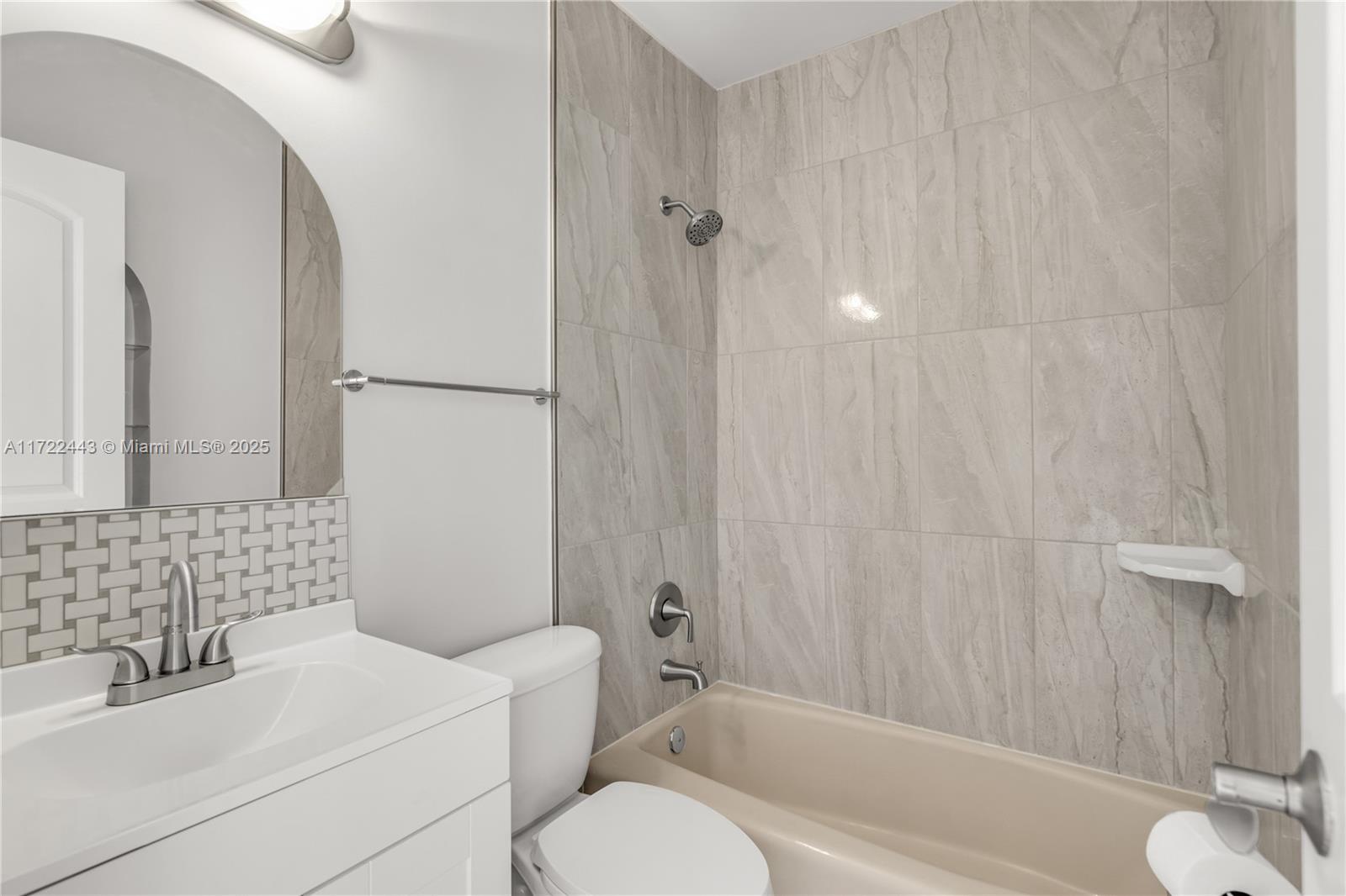 LINCOLN PARK SIXTH ADD - Residential