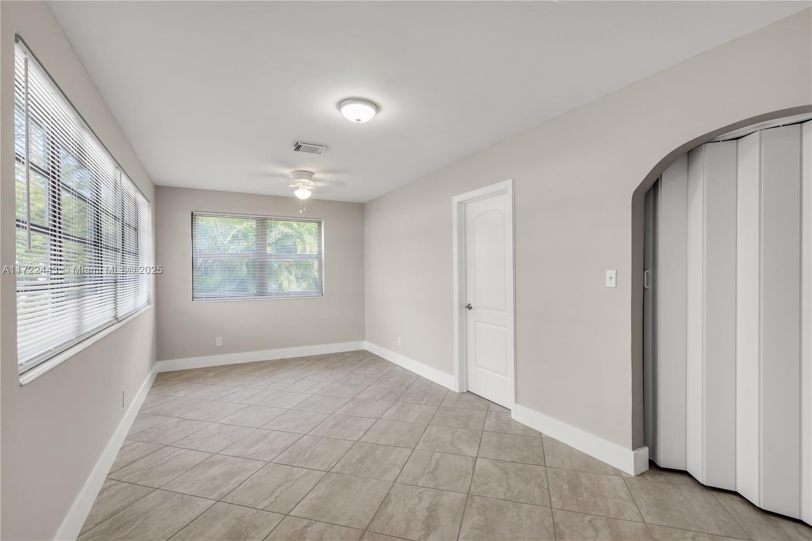 LINCOLN PARK SIXTH ADD - Residential