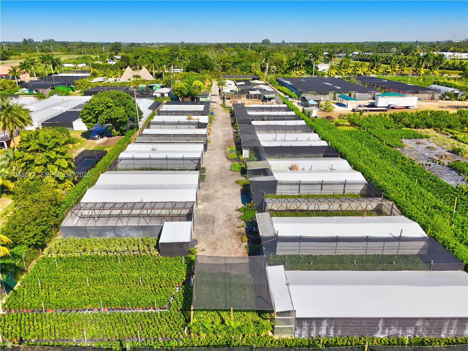 Redland - Land
