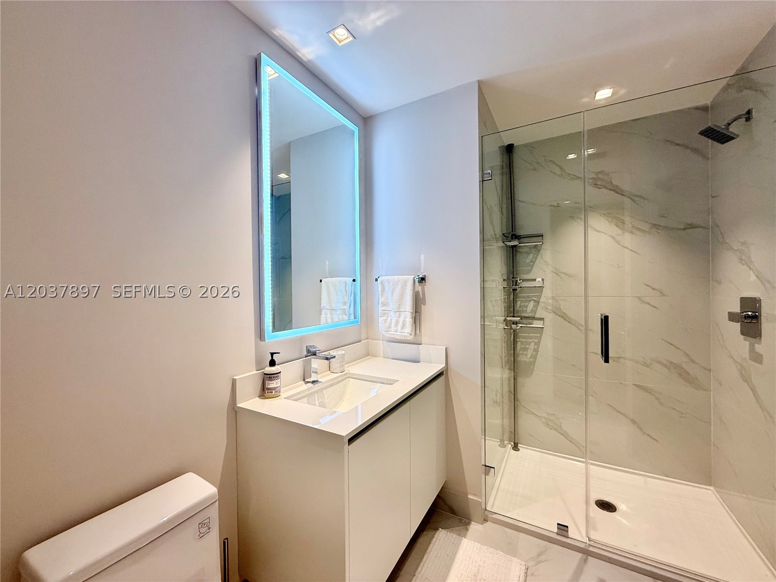 South Tower - Residential Lease