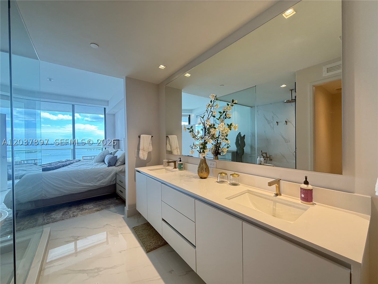 South Tower - Residential Lease