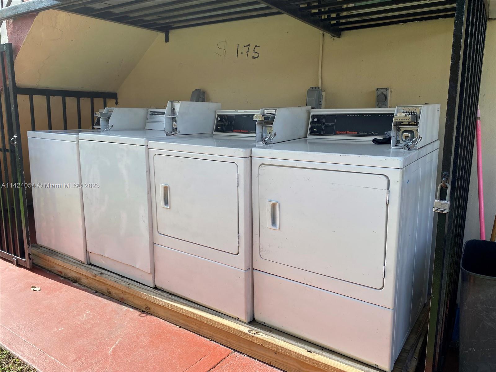 CITRUS PARK - Residential Lease