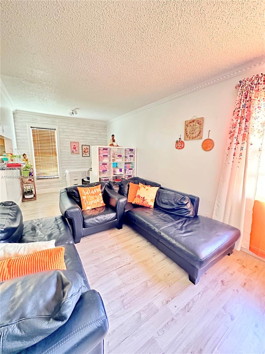 CYPRESS TRACE CONDO - Residential