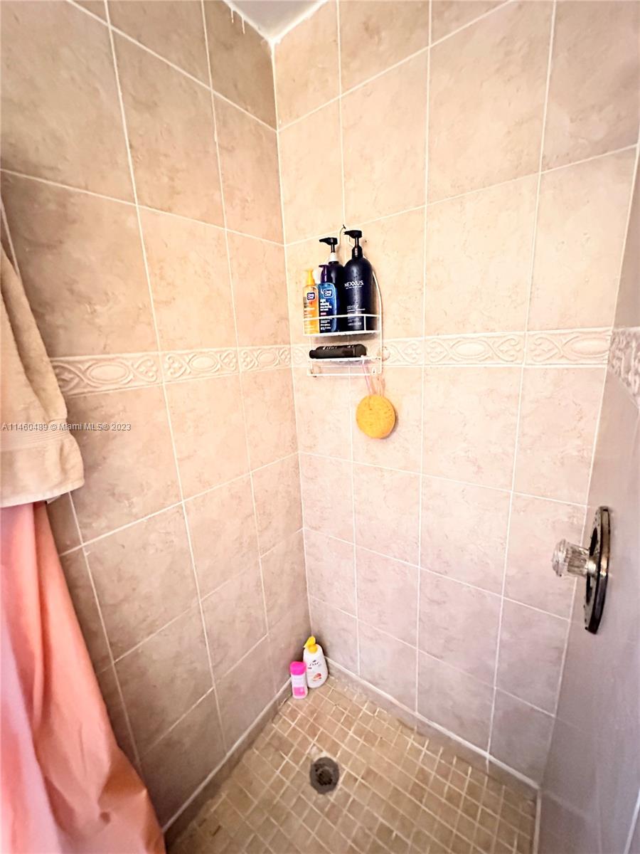 CYPRESS TRACE CONDO - Residential